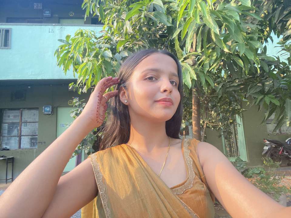 Photo of Riya 21