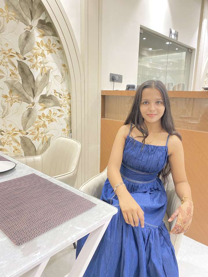 Photo of Riya 23