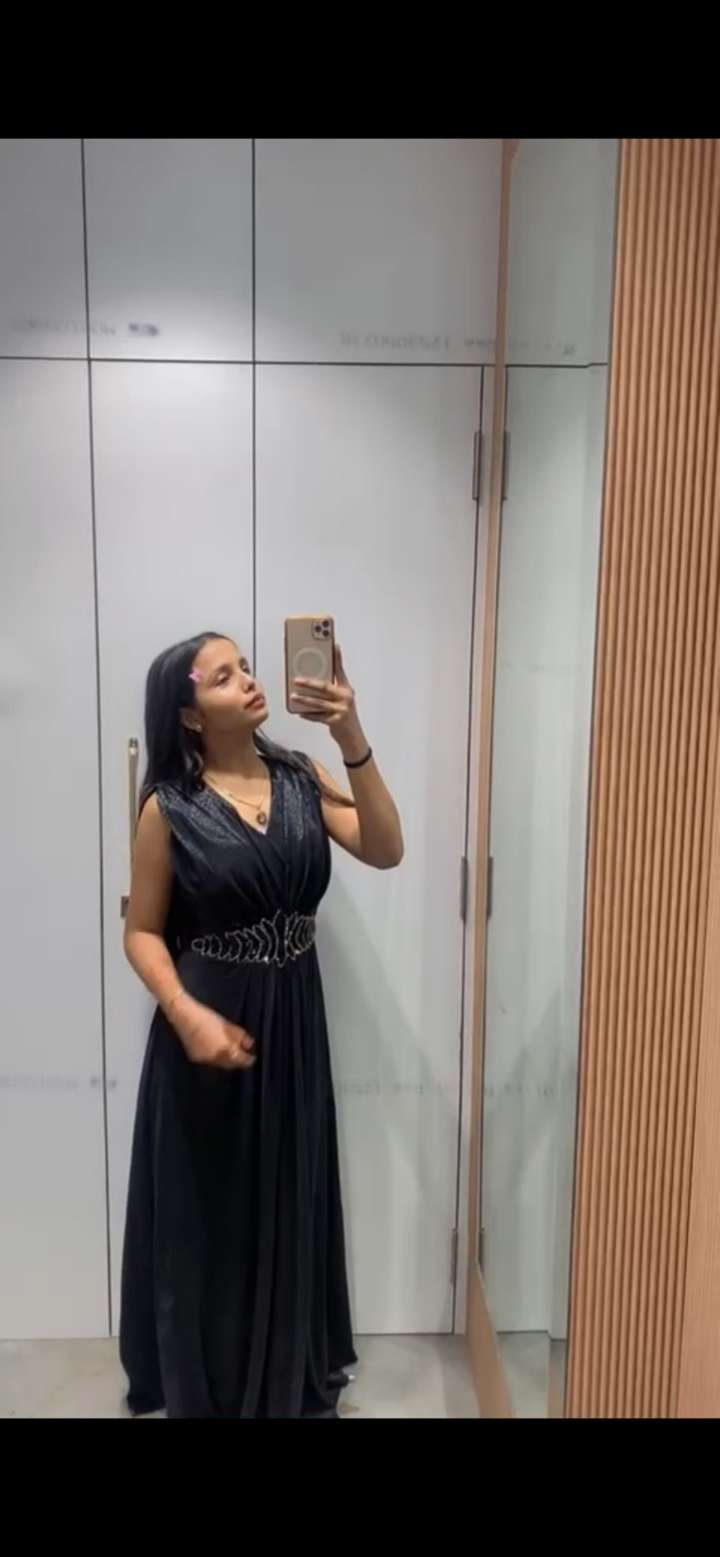 Photo of Riya 29