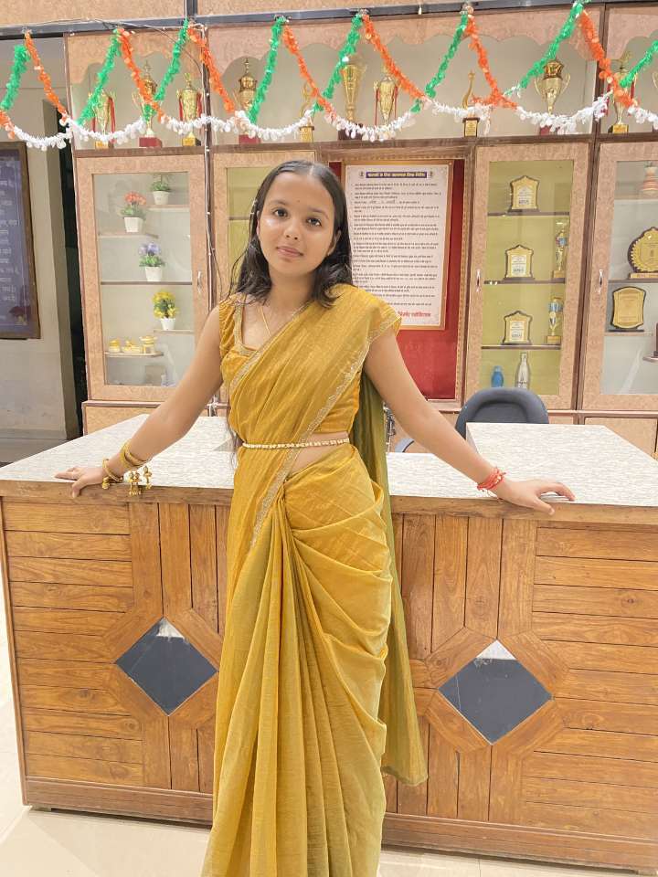 Photo of Riya 30