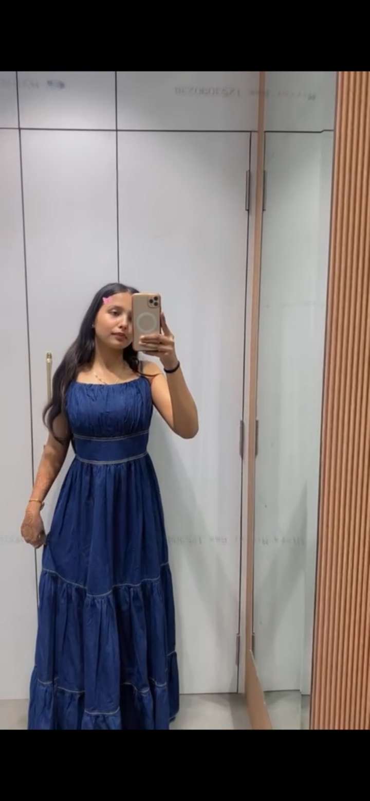 Photo of Riya 38