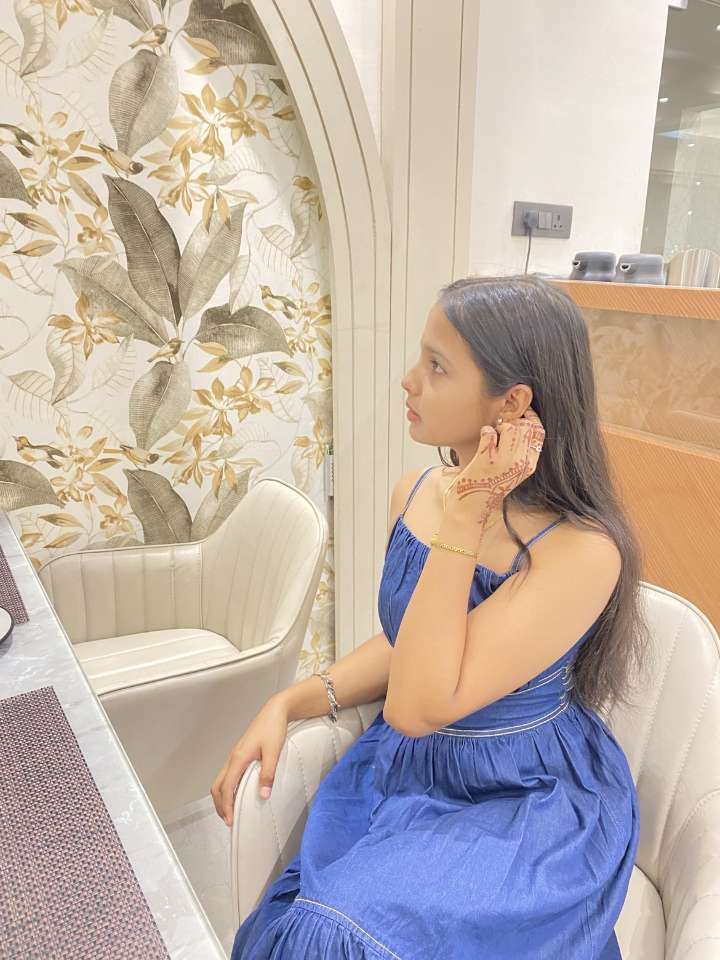 Photo of Riya 43